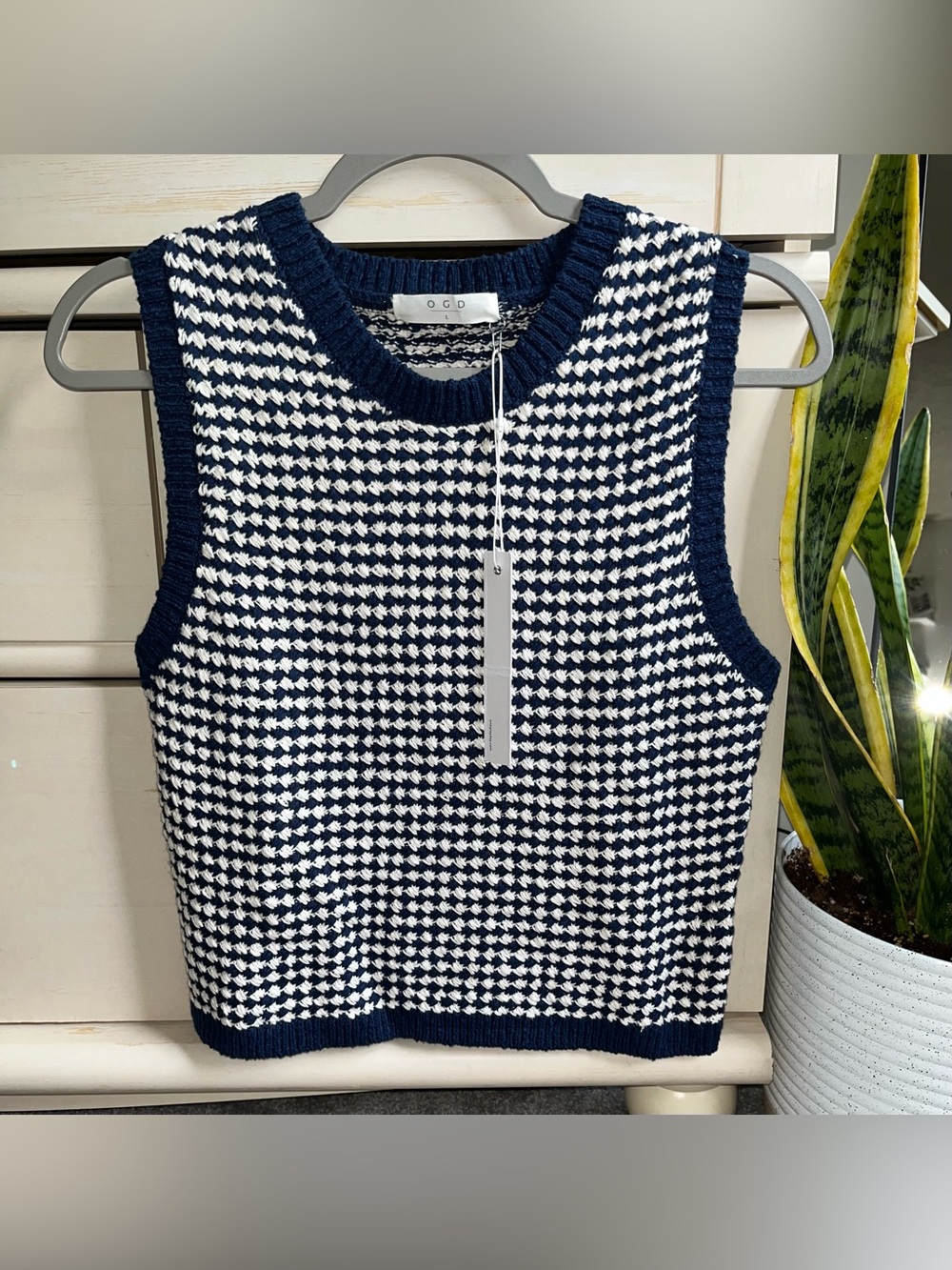 NWT One Grey Day Houndstooth Cotton Sweater Vest L
